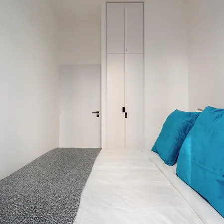 아파트 Hallmark - Furnished - Downtown