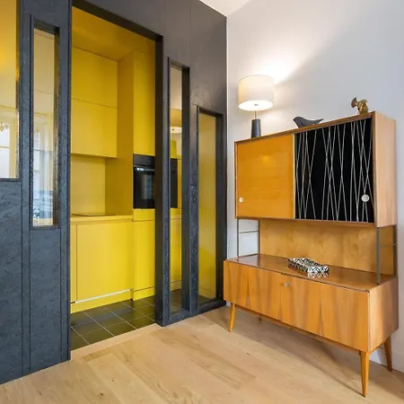 Hallmark - Furnished - Downtown 里昂