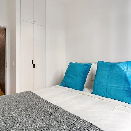 Hallmark - Furnished - Downtown *